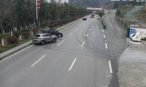 轎車突發(fā)爆炸，車主站車外躲過一劫，驚魂未定下的安全警示