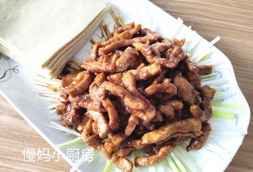 女子家宴意外發(fā)現(xiàn)罕見橘色海螺珠