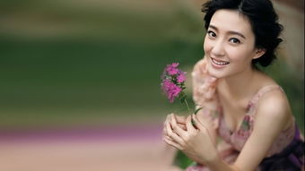 王麗坤離婚風(fēng)波后首現(xiàn)身，勇敢面對，重拾生活