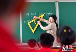 跨界輝煌，當(dāng)老師拿下世界冠軍，學(xué)校面臨的課難搶現(xiàn)象解析