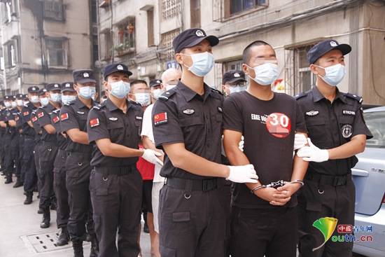 武漢高啟強(qiáng)涉黑組織被警方徹底打掉