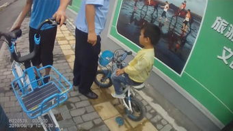 寶寶偷偷下車，家長直接騎走嚇壞路人