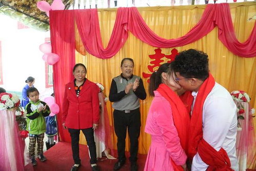 農(nóng)民父親在兒子婚禮現(xiàn)場(chǎng)幽默致辭