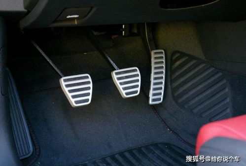 汽車踩油門到底多少轉(zhuǎn)