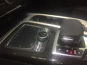 汽車轉(zhuǎn)彎多少公里加油