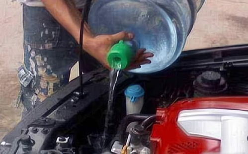 汽車水箱水有多少升水,汽車水箱水有多少升水啊