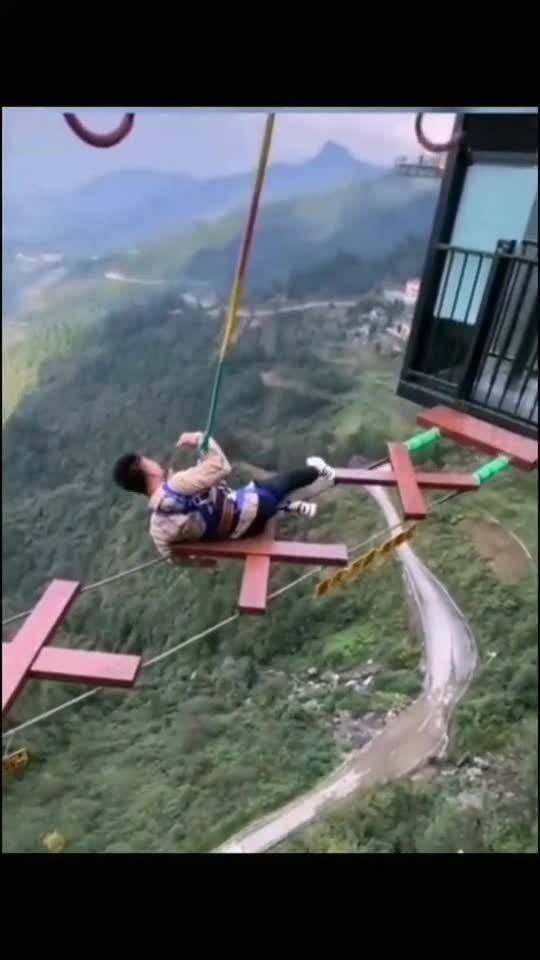 高空挑戰(zhàn)游戲有哪些,高空挑戰(zhàn)游戲有哪些好玩的