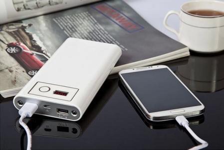 小米手機(jī)充電怎么插卡,小米手機(jī)充電怎么插卡圖解