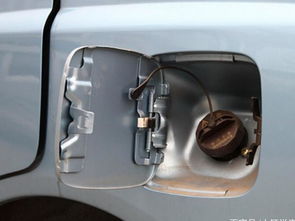 汽車打火晚上能用多少油,車打火一晚上行嗎