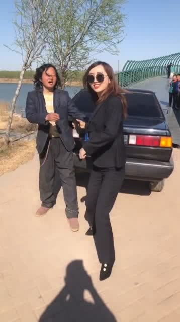 蹦迪點什么項目好玩又賺錢,蹦迪有什么好玩的?