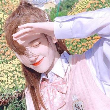 女請(qǐng)問(wèn)運(yùn)勢(shì)如何（女生運(yùn)氣好）