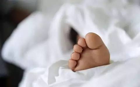 洗腳是什么星座,洗腳是誰(shuí)