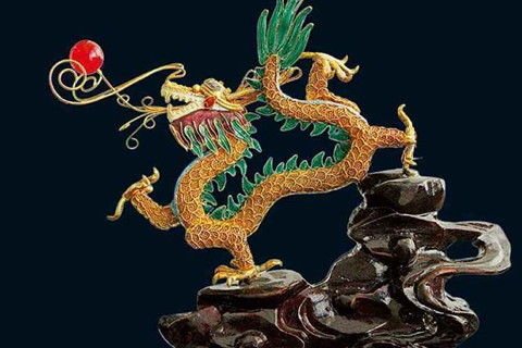 屬龍的出生月運(yùn)勢如何（屬龍逐月出生運(yùn)勢）