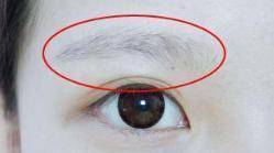 眉毛向上翹運(yùn)勢(shì)如何（眉毛往上翹的人有什么性格特點(diǎn)）