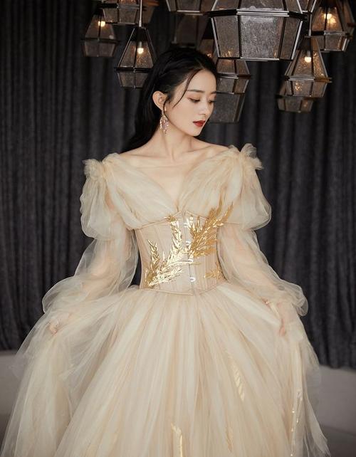 斐佳欣是什么星座,斐佳欣年齡