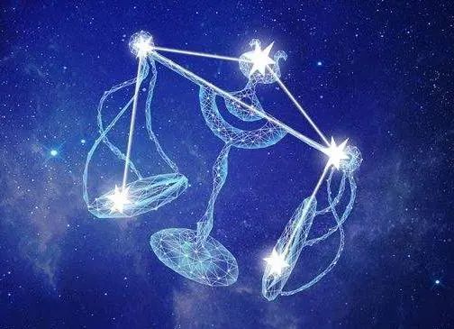 天枰男和什么星座配,天枰座男和天枰座女配嗎