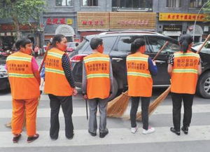 環(huán)衛(wèi)工翻垃圾找手表是游客投訴要求(環(huán)衛(wèi)工翻垃圾找手表是游客投訴要求嗎)